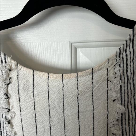 Doe & Rae Blouse - Picture 2 of 4